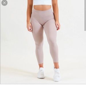 Paragon Nude leggings